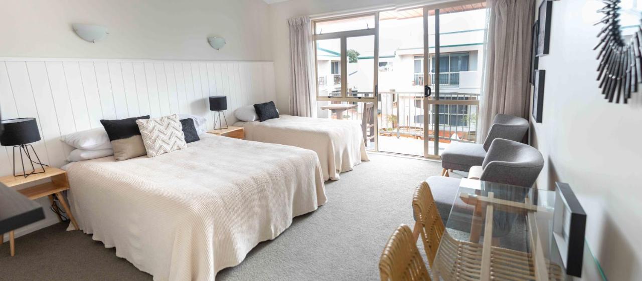 Raglan Sunset Motel And Conference Venue エクステリア 写真