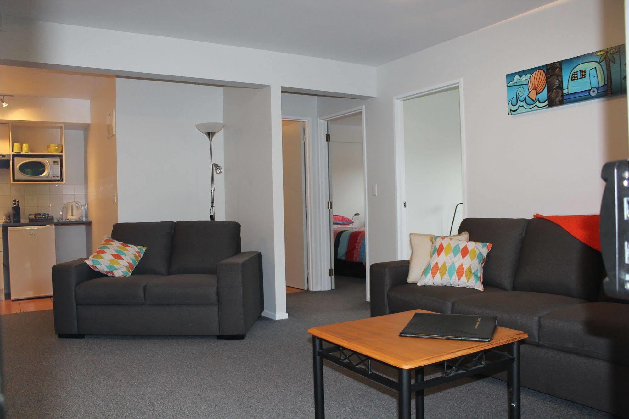 Raglan Sunset Motel And Conference Venue エクステリア 写真